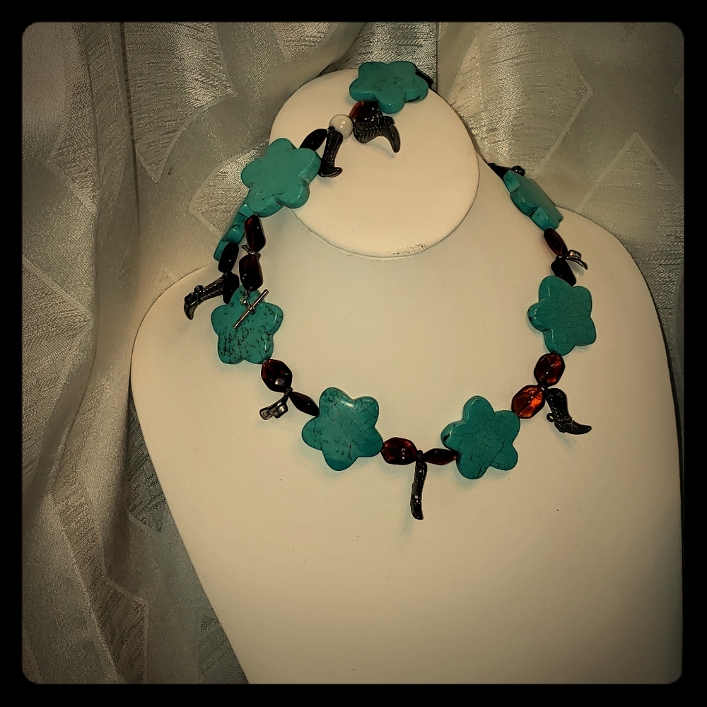 Turquoise and boot set